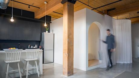 UN LOFT DE JEUNE À METTRE... EN BOITE !