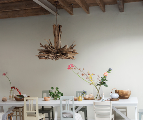 UNE MAISON QUI DANSE... THE SLOW LIFE !