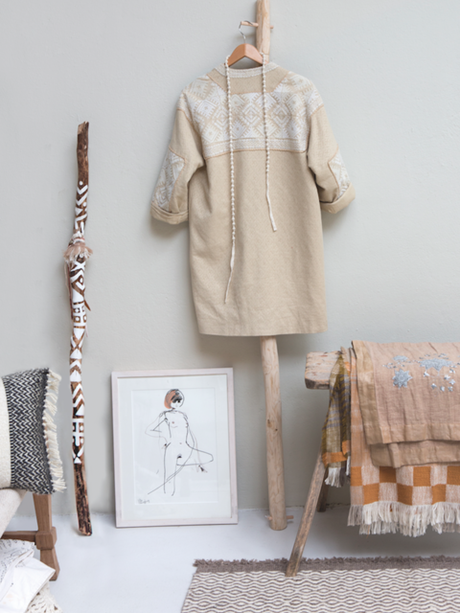 UNE MAISON QUI DANSE... THE SLOW LIFE !