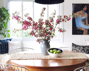 La maison bohème d'une créatrice de suspensions murales