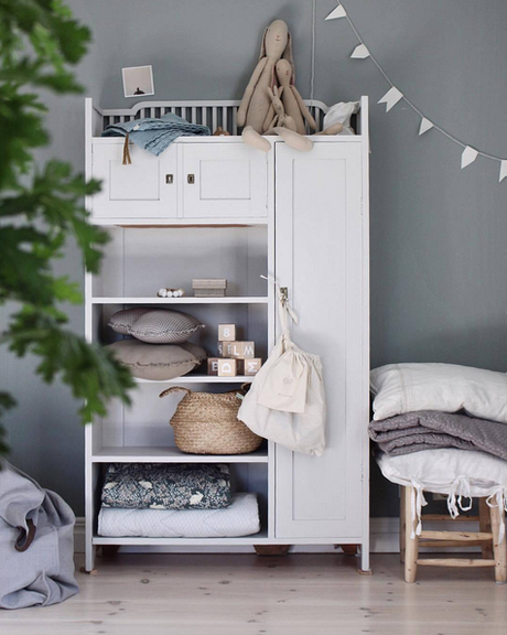 La maison suédoise dEmilie Slotte via Nat et nature Le quotidien d'une maison de famille via Instagram