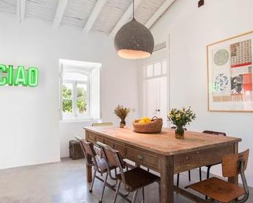 Portugal / Hôtel rural niché derrière des amandiers /