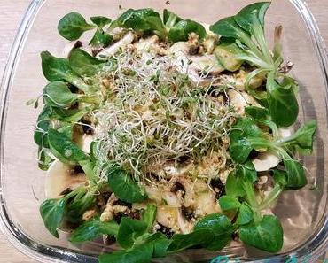 Salade d'Hiver aux Champignons de Paris, à la Mâche et aux Graines Germées - Sauce Citron et Huile d'Avocat