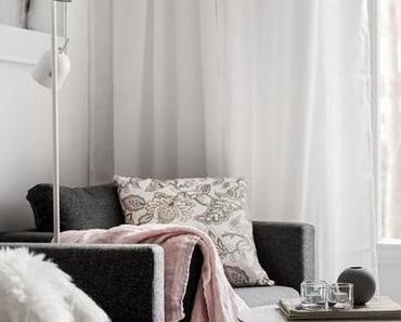 Visite d’un appart douillet à la déco gris rose